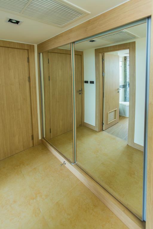 The Cliff Residence Condoパッタヤー 部屋 写真
